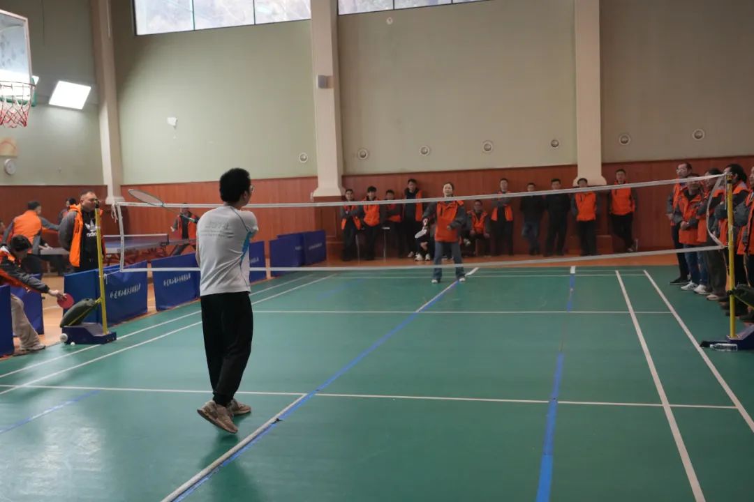 场上还是生